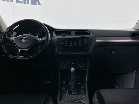 Used 2018 Volkswagen Tiguan SE FWD image 27