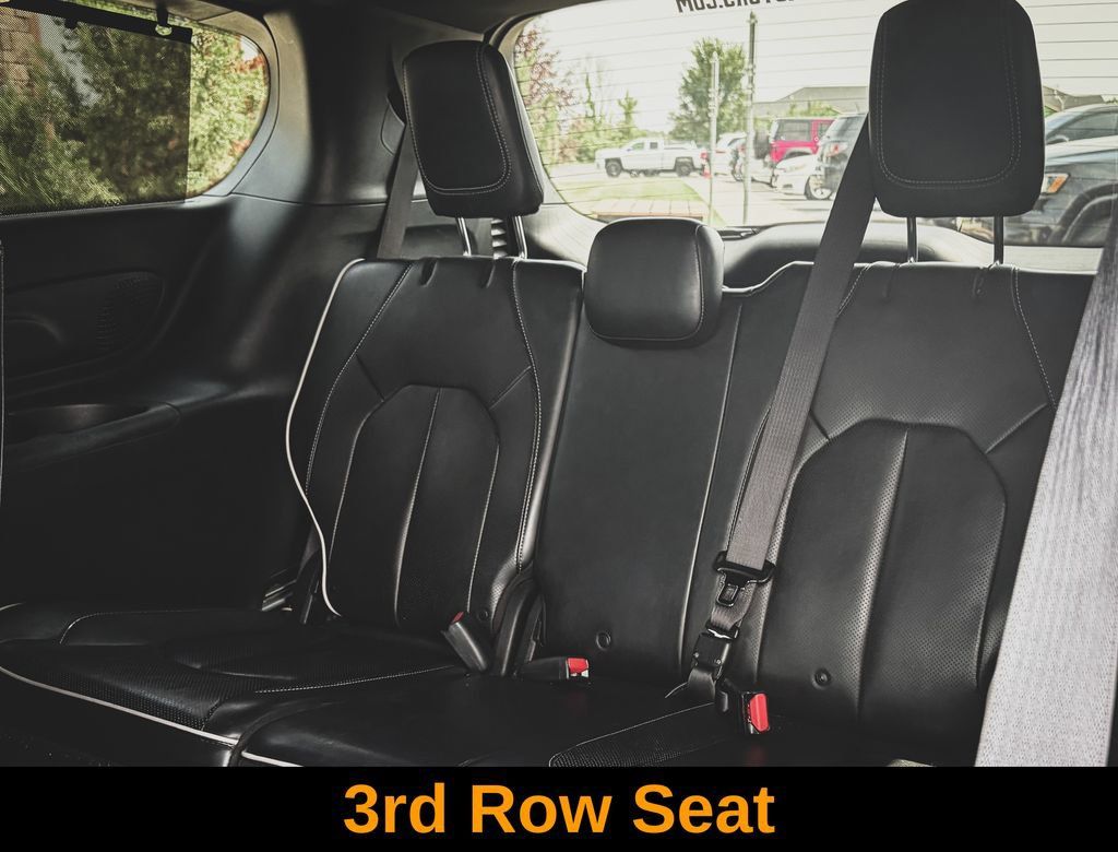 Used 2019 Chrysler Pacifica Limited w/ S Appearance Package FWD image 23