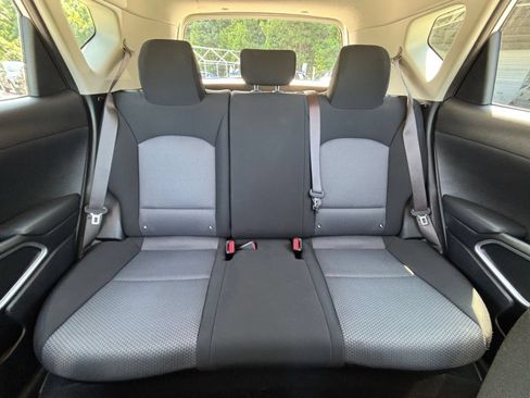 Used 2025 Kia Soul LX w/ LX Technology Package FWD image 33