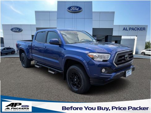 Used 2022 Toyota Tacoma SR5 w/ Black Out Package (TMS) AWD/4WD image 1