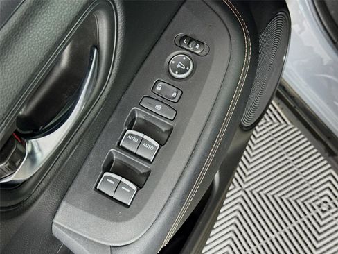 Used 2023 Honda HR-V Sport image 19