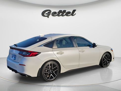 Used 2022 Honda Civic Sport Touring image 5