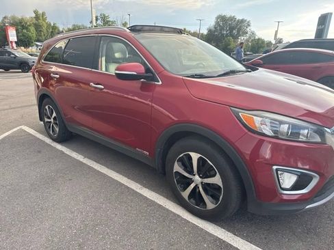 Used 2017 Kia Sorento EX w/ EX Advanced Touring Package AWD/4WD image 4