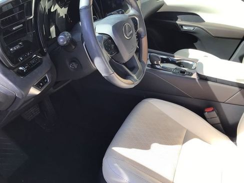 Used 2024 Lexus RX 350 Premium Plus w/ Convenience Package FWD image 22