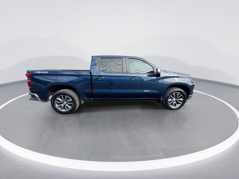 Used 2023 Chevrolet Silverado 1500 LT AWD/4WD image 9