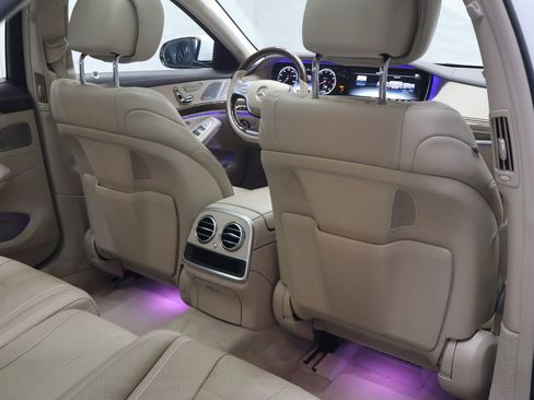 Used 2016 Mercedes-Benz S 550 4MATIC Sedan w/ Sport Package image 18