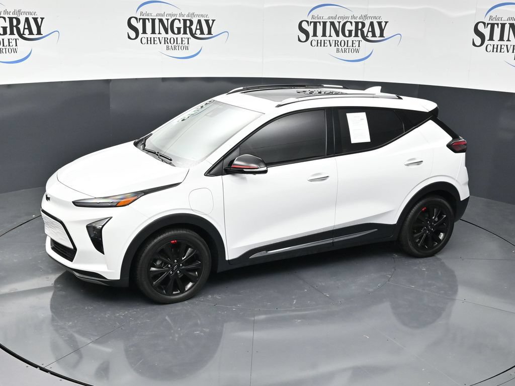 Used 2023 Chevrolet Bolt EUV Premier w/ Sun & Sound Package FWD image 22
