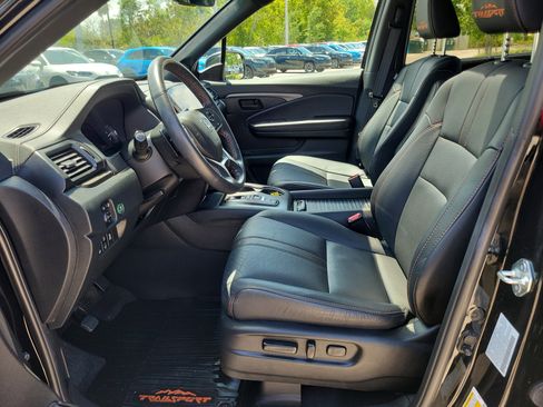 Certified 2023 Honda Passport TrailSport image 22