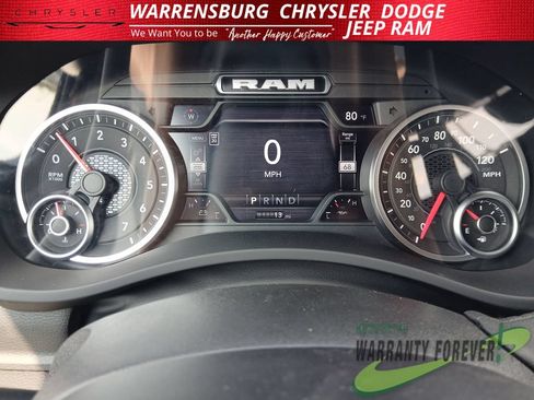 New 2026 RAM 2500 Big Horn AWD/4WD image 17