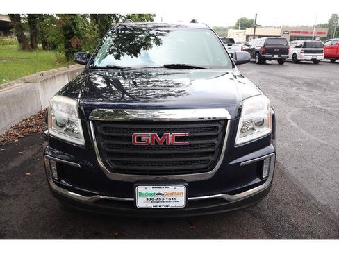 Used 2016 GMC Terrain SLE w/ Convenience Package FWD image 2