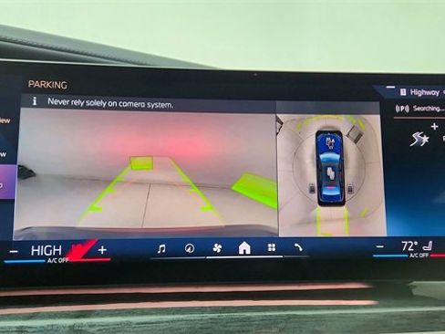 Used 2023 BMW i7 xDrive60 image 46