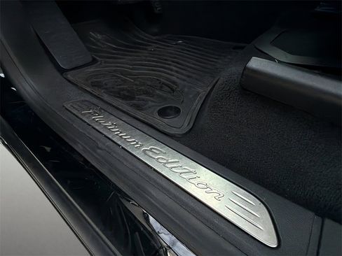 Used 2017 Porsche Cayenne Platinum Edition w/ Premium Package (PJV) image 40