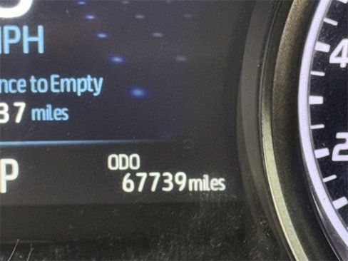 Used 2023 Toyota Camry SE image 15