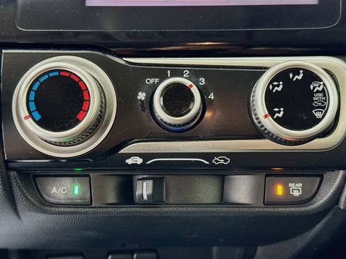 Used 2015 Honda Fit EX image 18