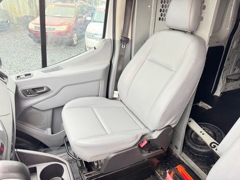 Used 2018 Ford Transit 250 148 Medium Roof RWD image 24