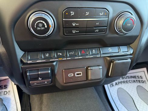 Used 2025 Chevrolet Silverado 2500 Custom w/ Custom Value Package image 22