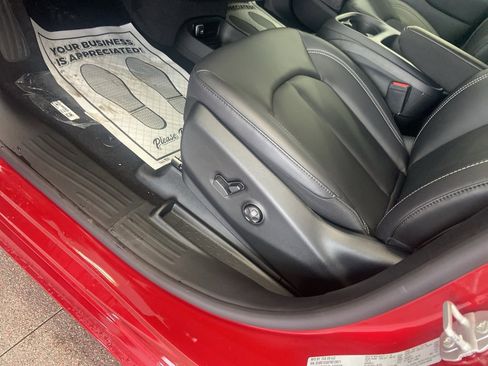 New 2026 Chrysler Voyager LX image 8