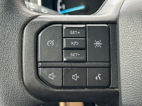 Used 2023 Ford F150 XLT image 34