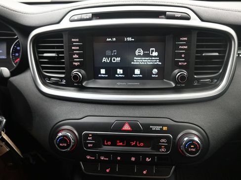 Used 2019 Kia Sorento FWD w/ LX Convenience Package image 11
