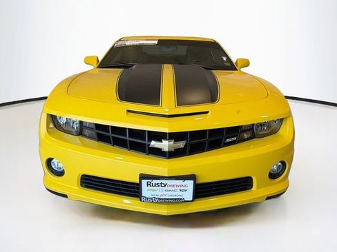 Used 2010 Chevrolet Camaro SS w/ Black Stripe Package image 2