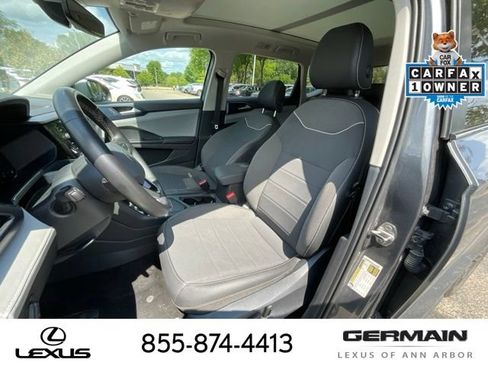 Used 2024 Volkswagen Taos SE FWD image 12