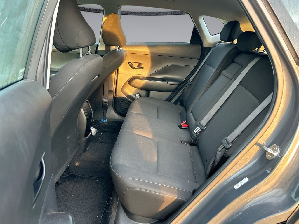 Used 2024 Hyundai Kona SE FWD image 27