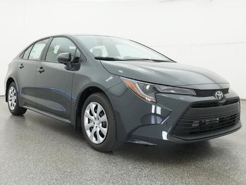 New 2026 Toyota Corolla LE image 29
