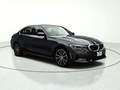 Used 2021 BMW 330i xDrive Sedan w/ Convenience Package AWD/4WD image 8