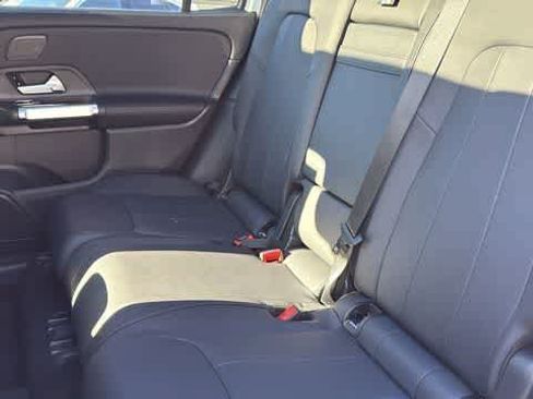 Used 2026 Mercedes-Benz GLB 250 4MATIC image 22