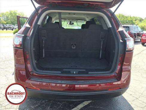 Used 2015 Chevrolet Traverse LT w/ Style and Technology Package FWD image 30