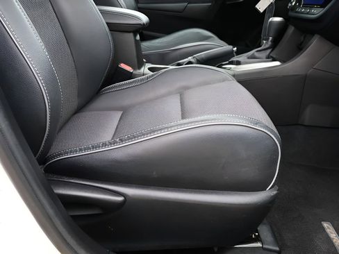 Used 2014 Toyota Corolla S image 12