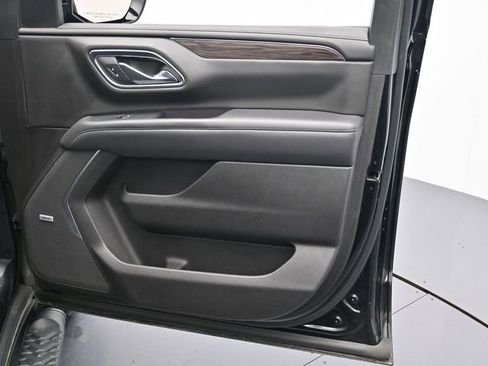 Used 2021 Chevrolet Tahoe Z71 w/ Luxury Package image 30