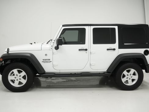Used 2016 Jeep Wrangler Unlimited Sport w/ Quick Order Package 24S AWD/4WD image 7
