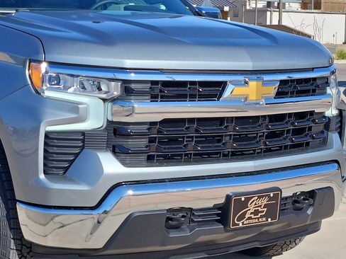 New 2026 Chevrolet Silverado 1500 LT w/ Z71 Off-Road Package AWD/4WD image 7