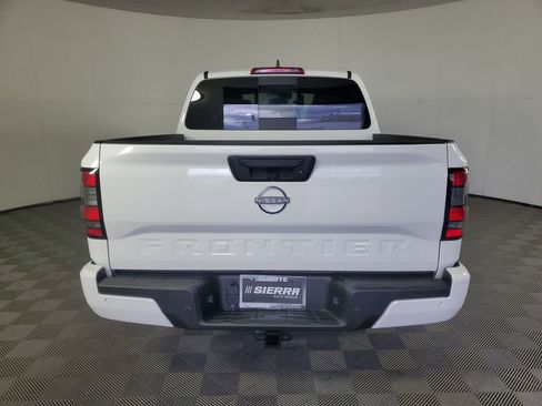 New 2026 Nissan Frontier SV w/ SV Convenience Package RWD image 5