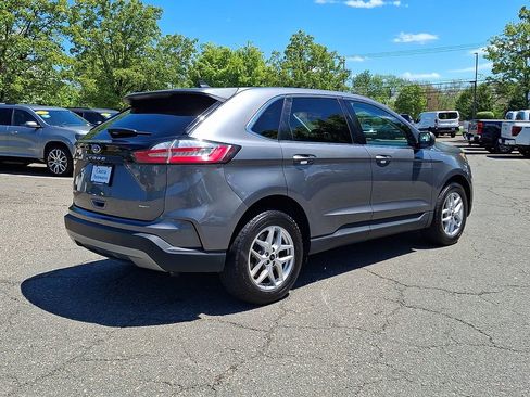 Certified 2024 Ford Edge SEL w/ Convenience Package AWD/4WD image 9