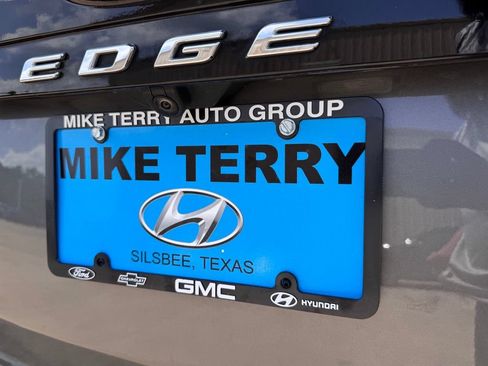 Used 2024 Ford Edge SEL AWD/4WD image 15