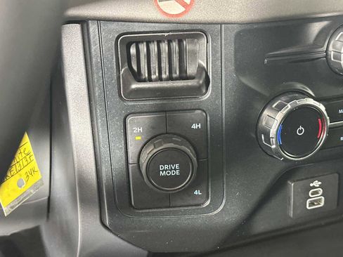 Used 2025 Ford F150 XLT w/ Equipment Group 301A Standard image 33