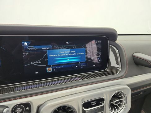 Used 2025 Mercedes-Benz G 63 AMG 4MATIC image 14