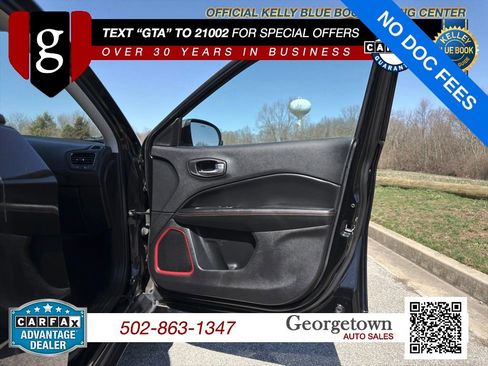 Used 2019 Jeep Compass Trailhawk AWD/4WD image 22