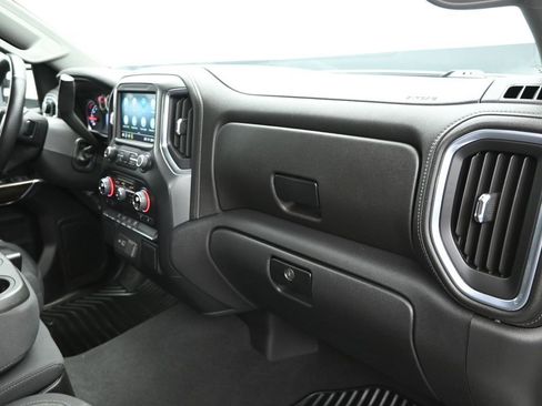 Used 2022 Chevrolet Silverado 1500 RST w/ Z71 Off-Road Package AWD/4WD image 27