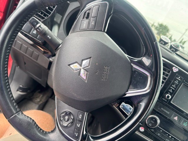 Used 2017 Mitsubishi Outlander ES FWD image 16