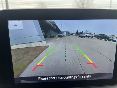 Used 2020 Ford Escape SE image 24