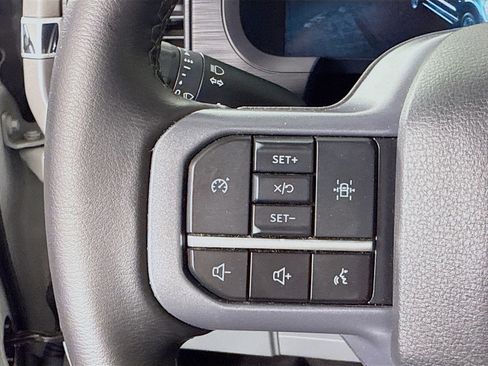 Used 2024 Ford F150 XLT image 14
