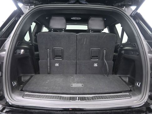 Used 2024 Jeep Grand Cherokee L Limited w/ Luxury Tech Group II image 31