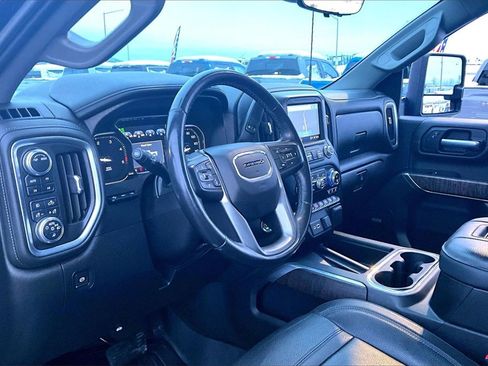 Used 2021 GMC Sierra 3500 Denali w/ Denali Ultimate Package image 14