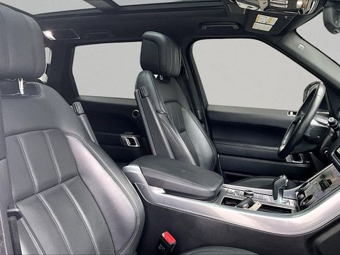 Used 2019 Land Rover Range Rover Sport HSE AWD/4WD image 27