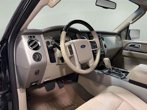 Used 2012 Ford Expedition Limited RWD image 10
