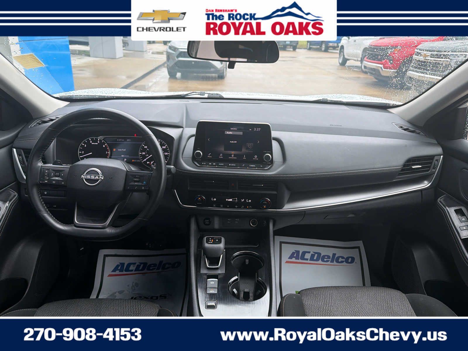 Used 2025 Nissan Rogue SV FWD image 26