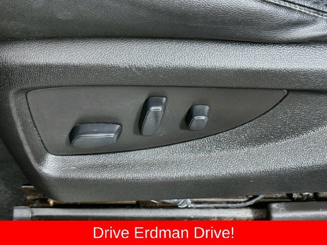 Used 2019 Chevrolet Suburban LT AWD/4WD image 12